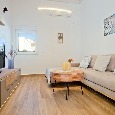 Giannis Apartments เดียฟานี ภายนอก รูปภาพ