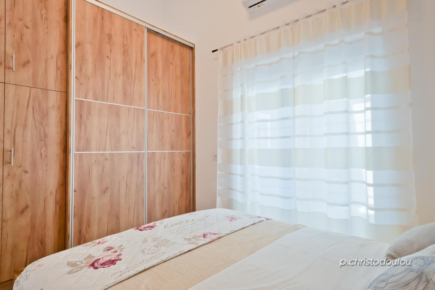 Giannis Apartments เดียฟานี ภายนอก รูปภาพ